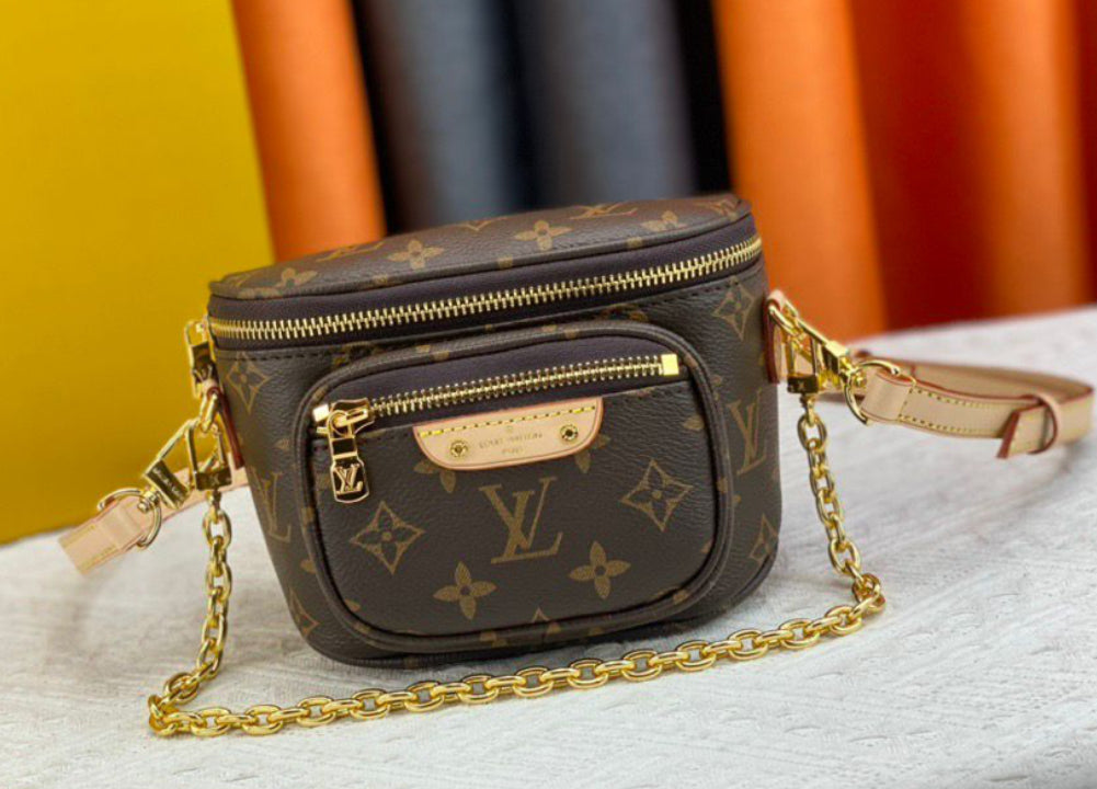 LV Fanny (preorder)