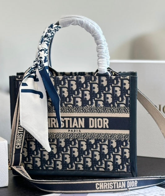 CD tote purse
