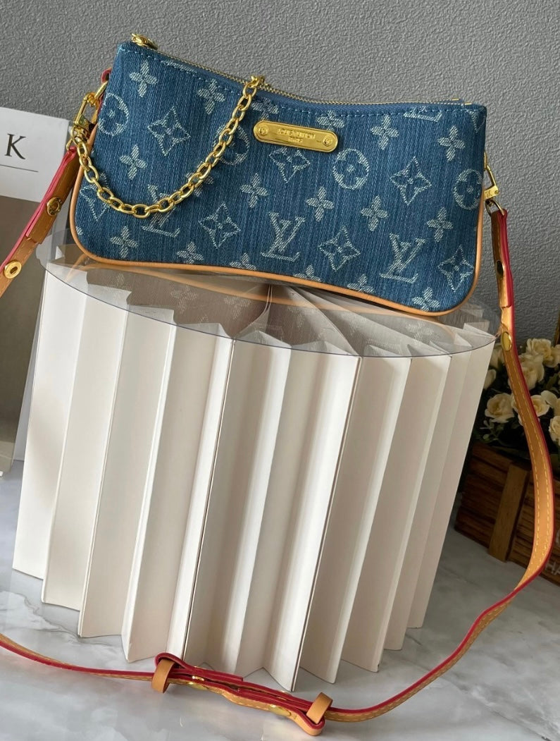Denim crossbody(preorder)